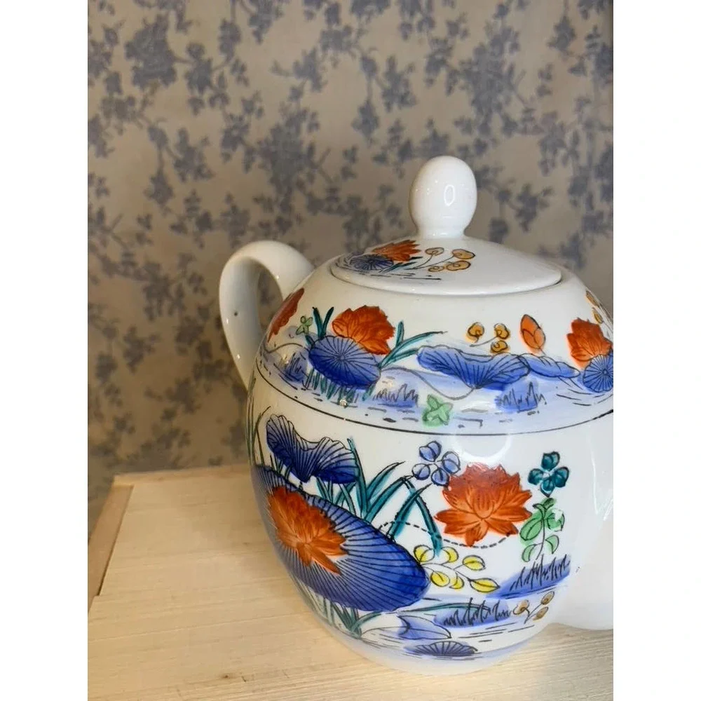 Williams Sonoma Asian- Inspired Teapot